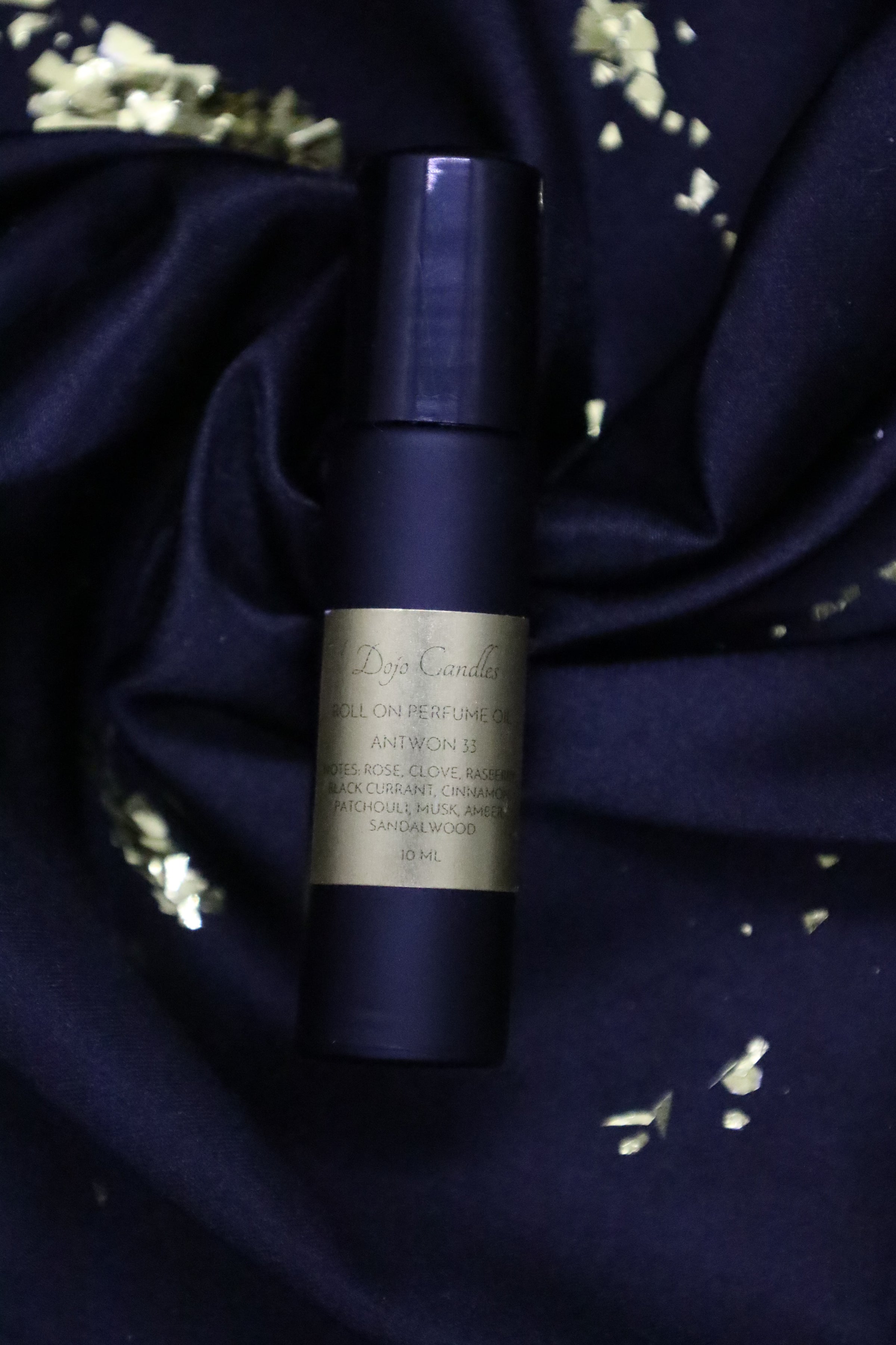 Antwon 33 (Portrait of A Lady inspired) Luxury Roll On Oil